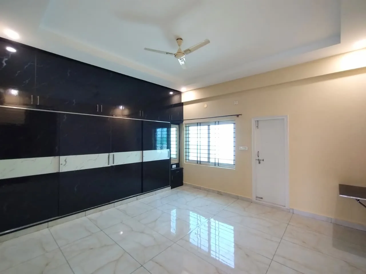 3 BHK Builder floor for rent in kasturinagar, bangalore, Bedroom