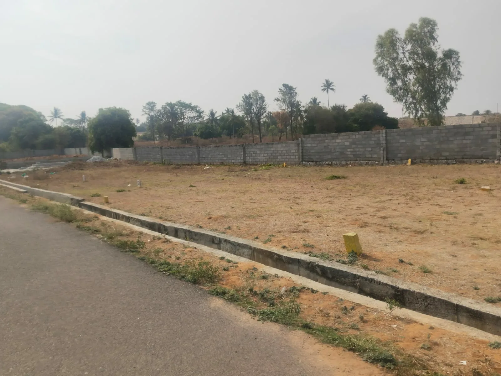 R square realty, Building / outside
