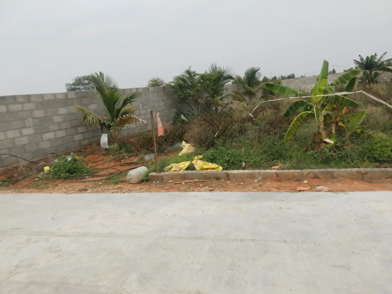 R square realty, Building / outside