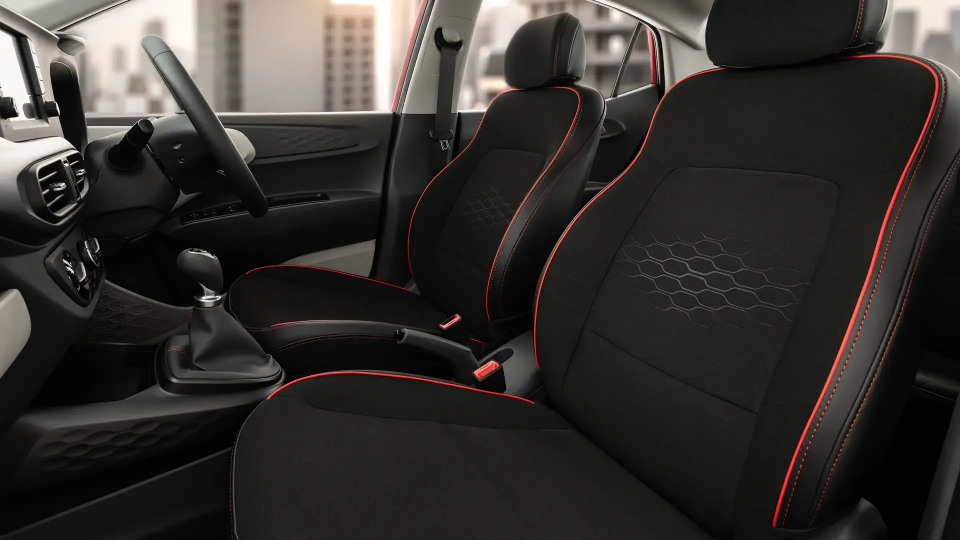 Hyundai Grand i10 Sedan, image 3 of 5