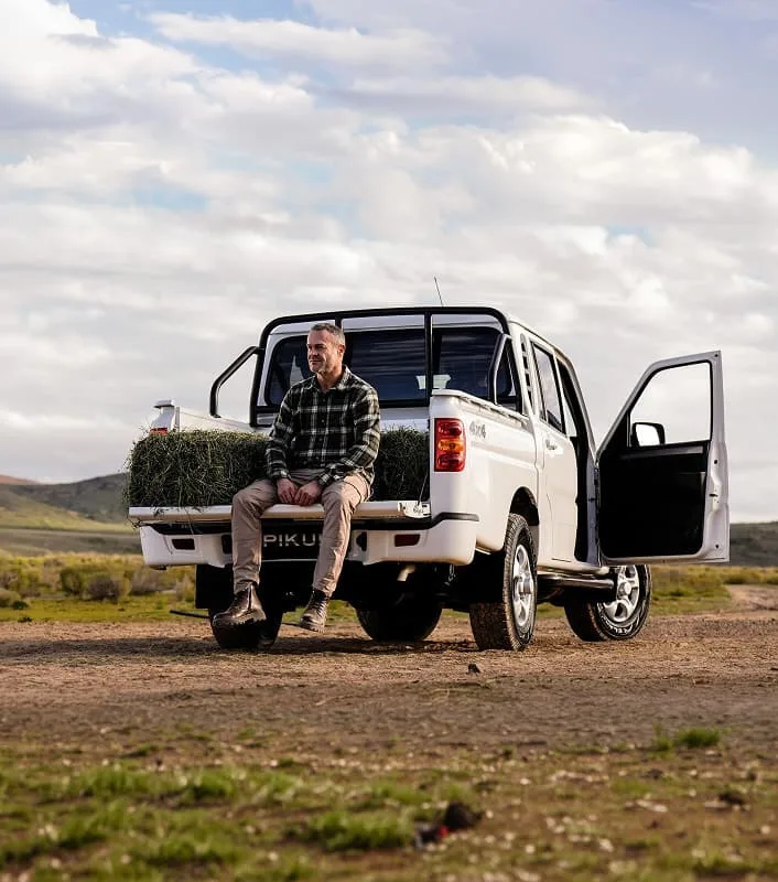 Mahindra Pik Up Double Cab, image 2 of 5