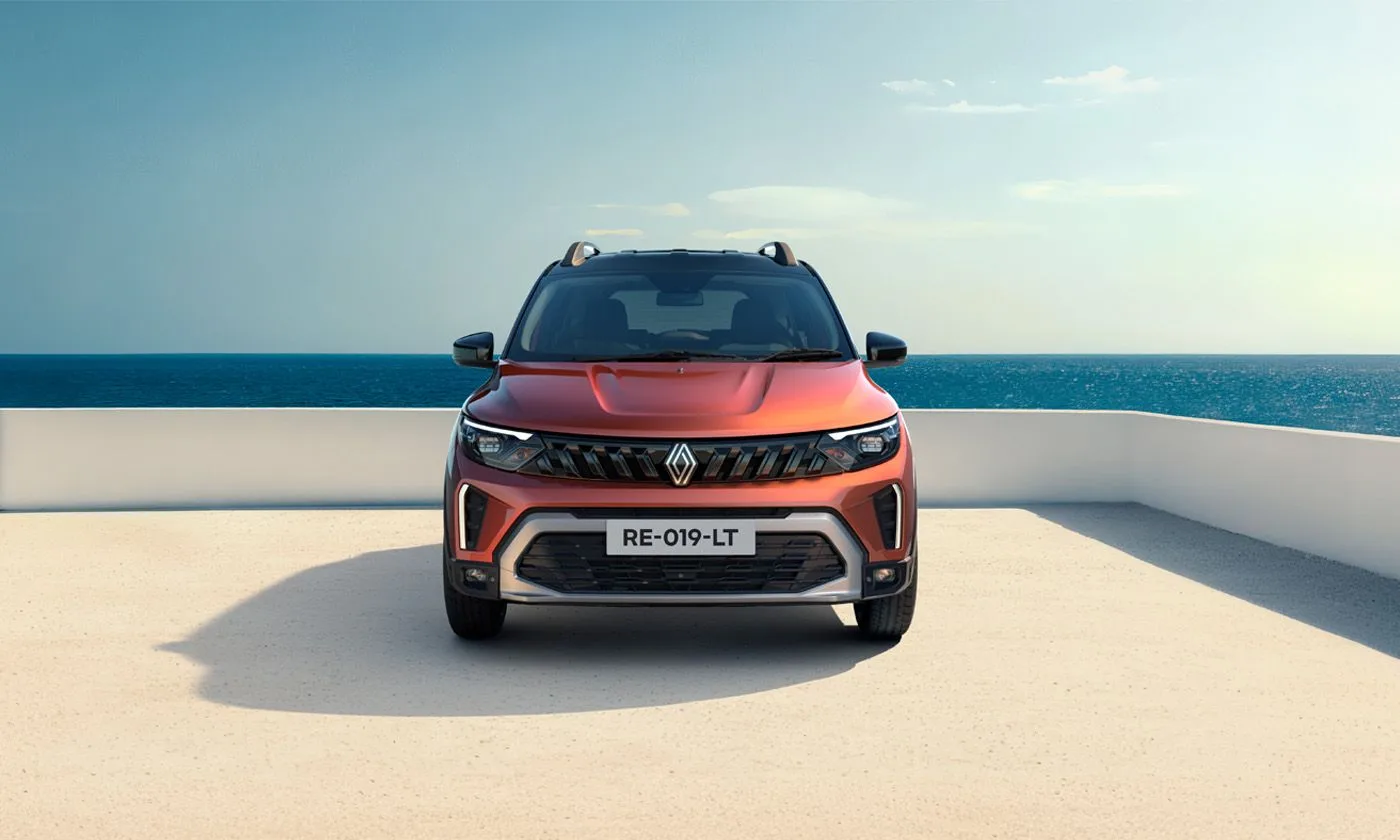 Renault Triber, image 2 of 12
