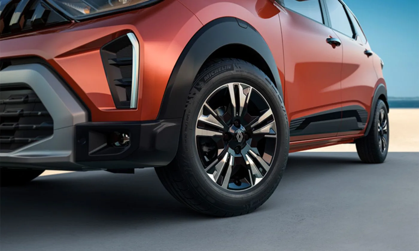 Renault Triber, image 4 of 12
