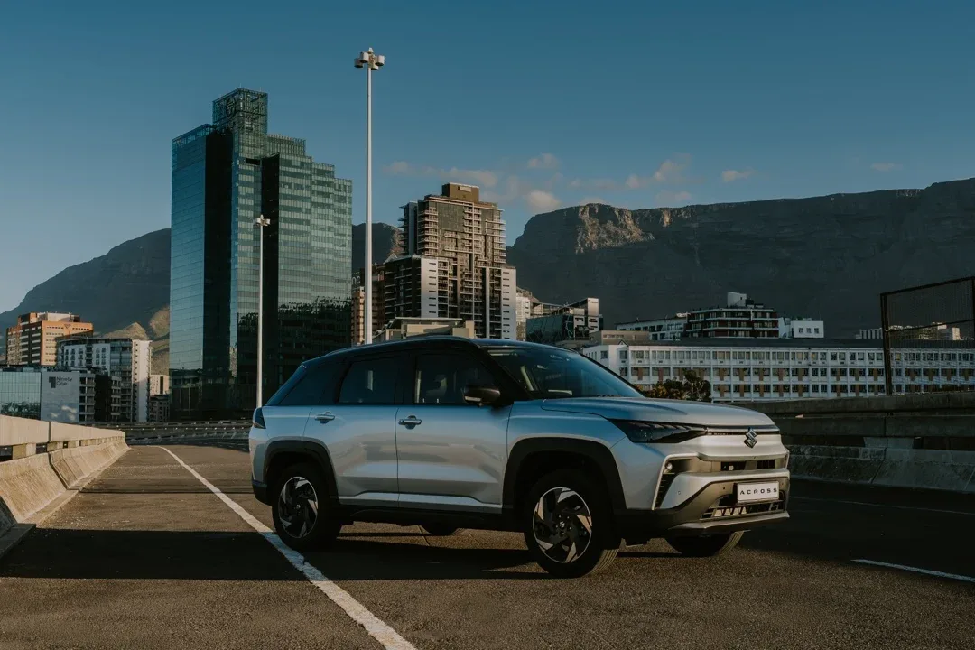 Suzuki Across, image 2 of 3