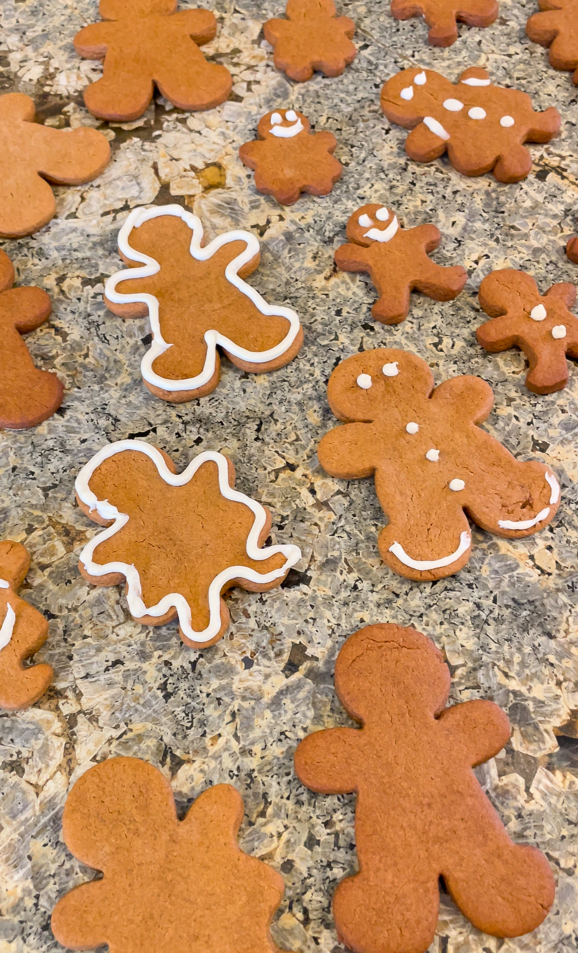 gingerbread-people-cookies
