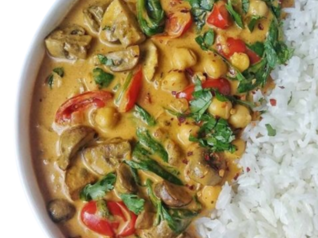 chickpea-mushroom-and-spinach-curry