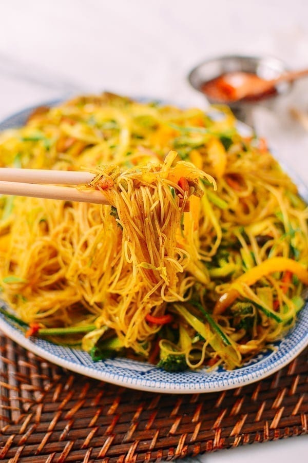 easy-singapore-noodles