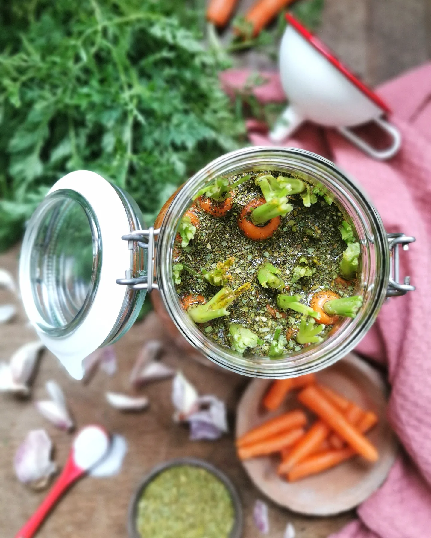 easy-peasy-pickles