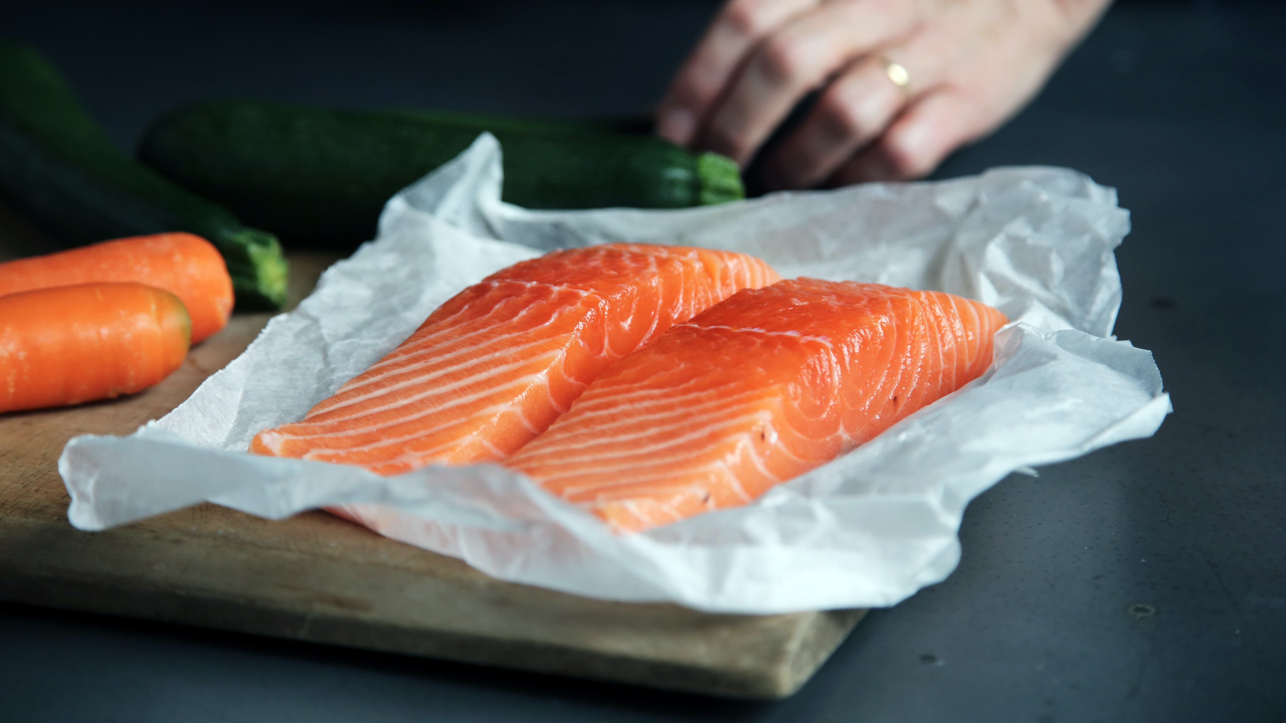 one-pan-salmon-and-asparagus