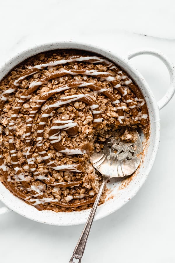 cinnamon-roll-baked-oats