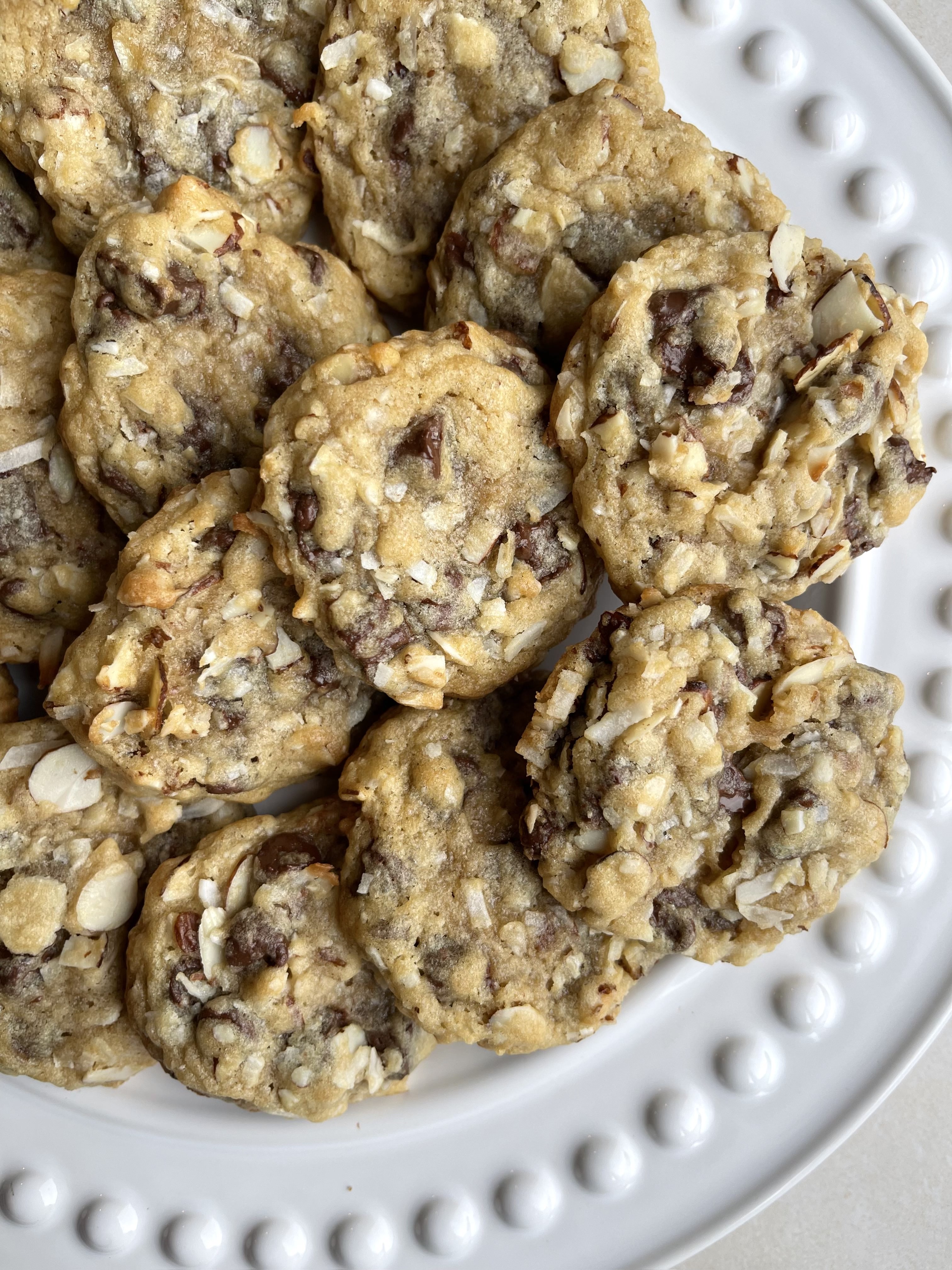 almond-joy-cookies