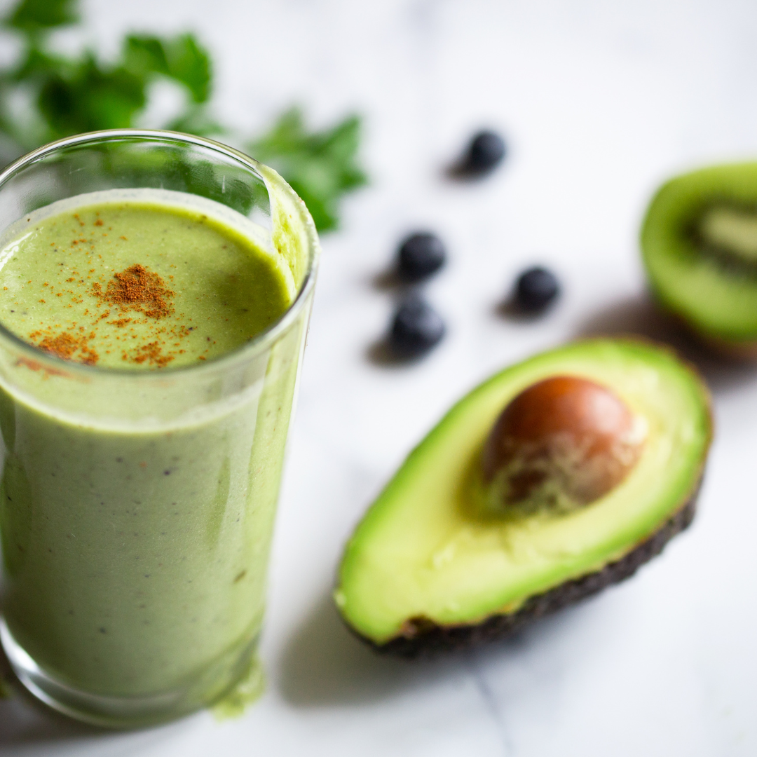 blueberry-greens-smoothie-(light)