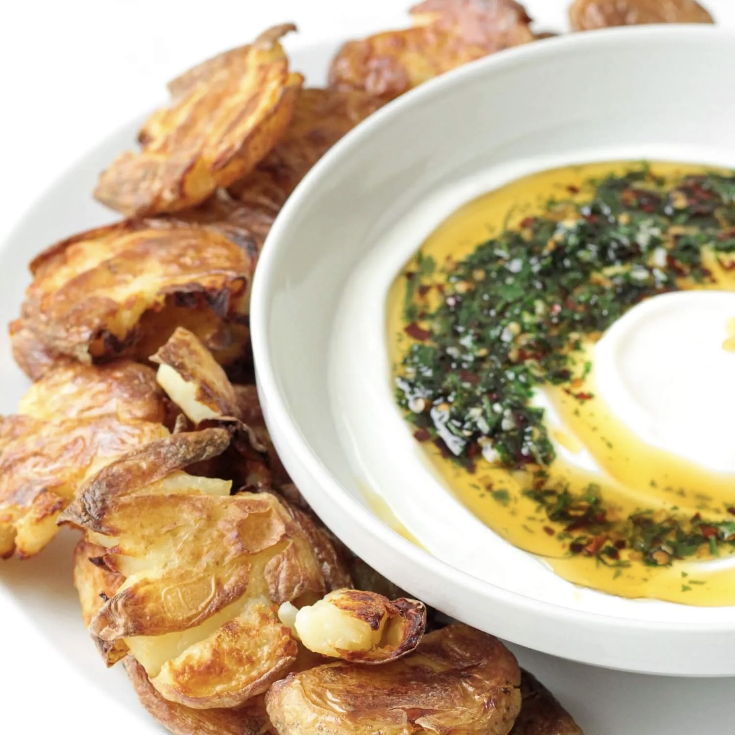 crispy-smashed-potatoes-with-yogurt-dip