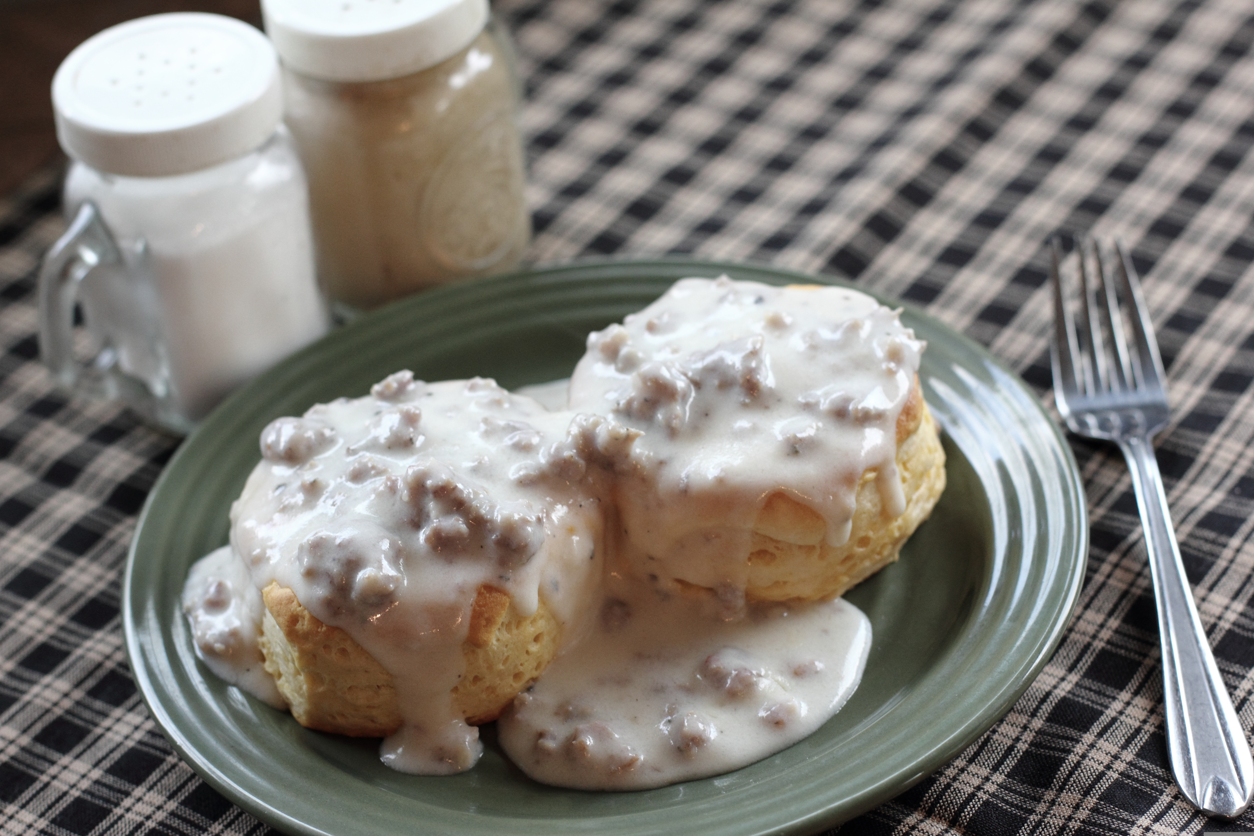 biscuits-and-gravy:-a-classic-southern-breakfast