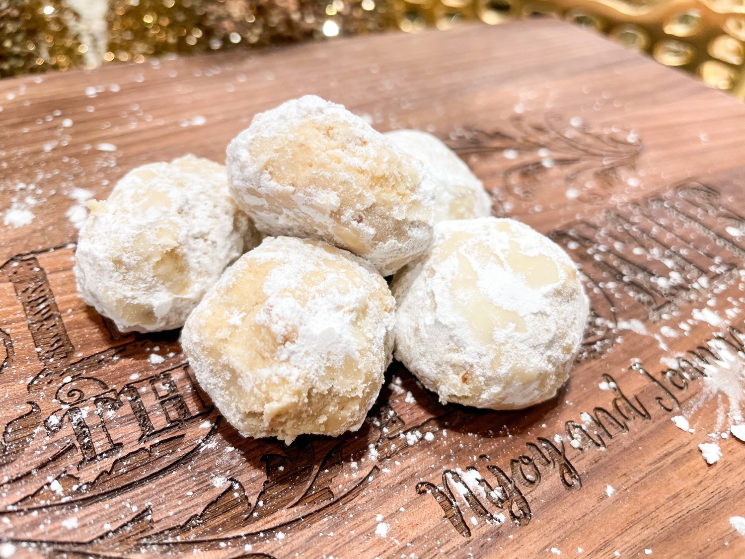 almond-snowball-cookies
