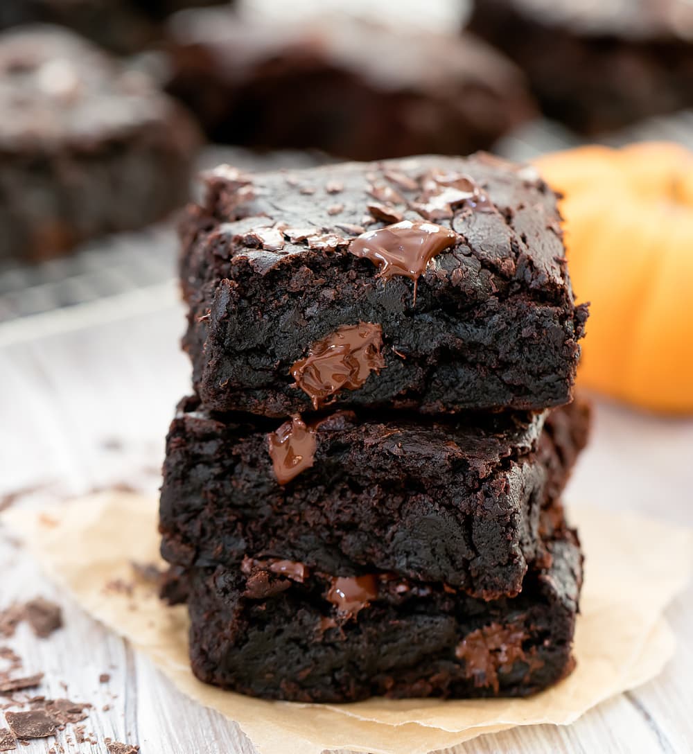 fudgy-pumpkin-brownies