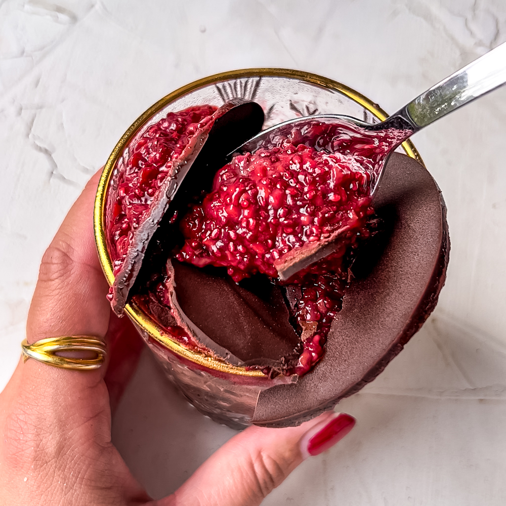 raspberry-choc-chia-pudding