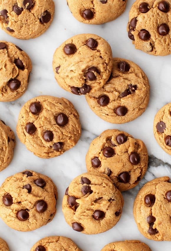 chocolate-chip-cookies