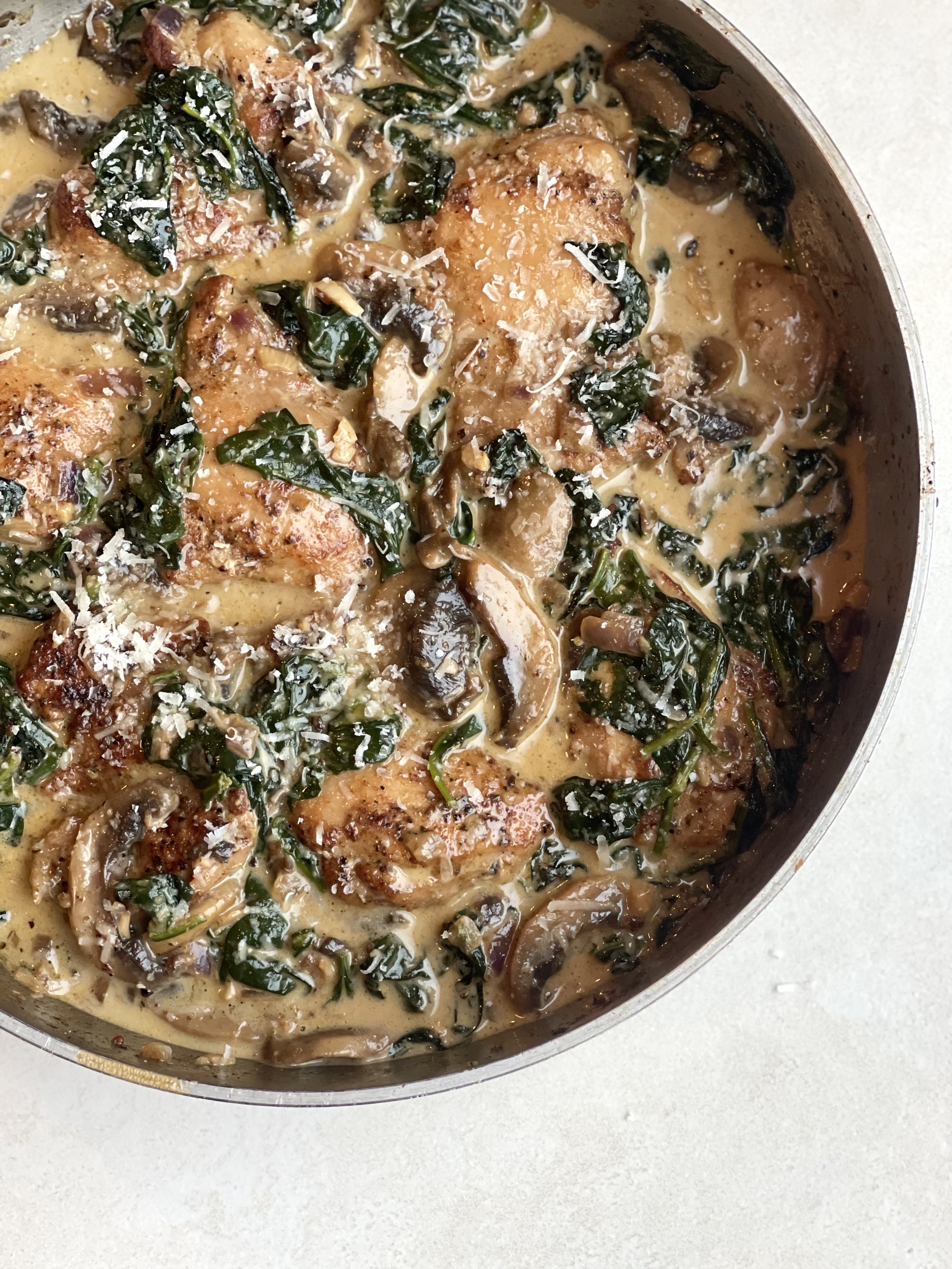 one-pan-creamy-mushroom-chicken