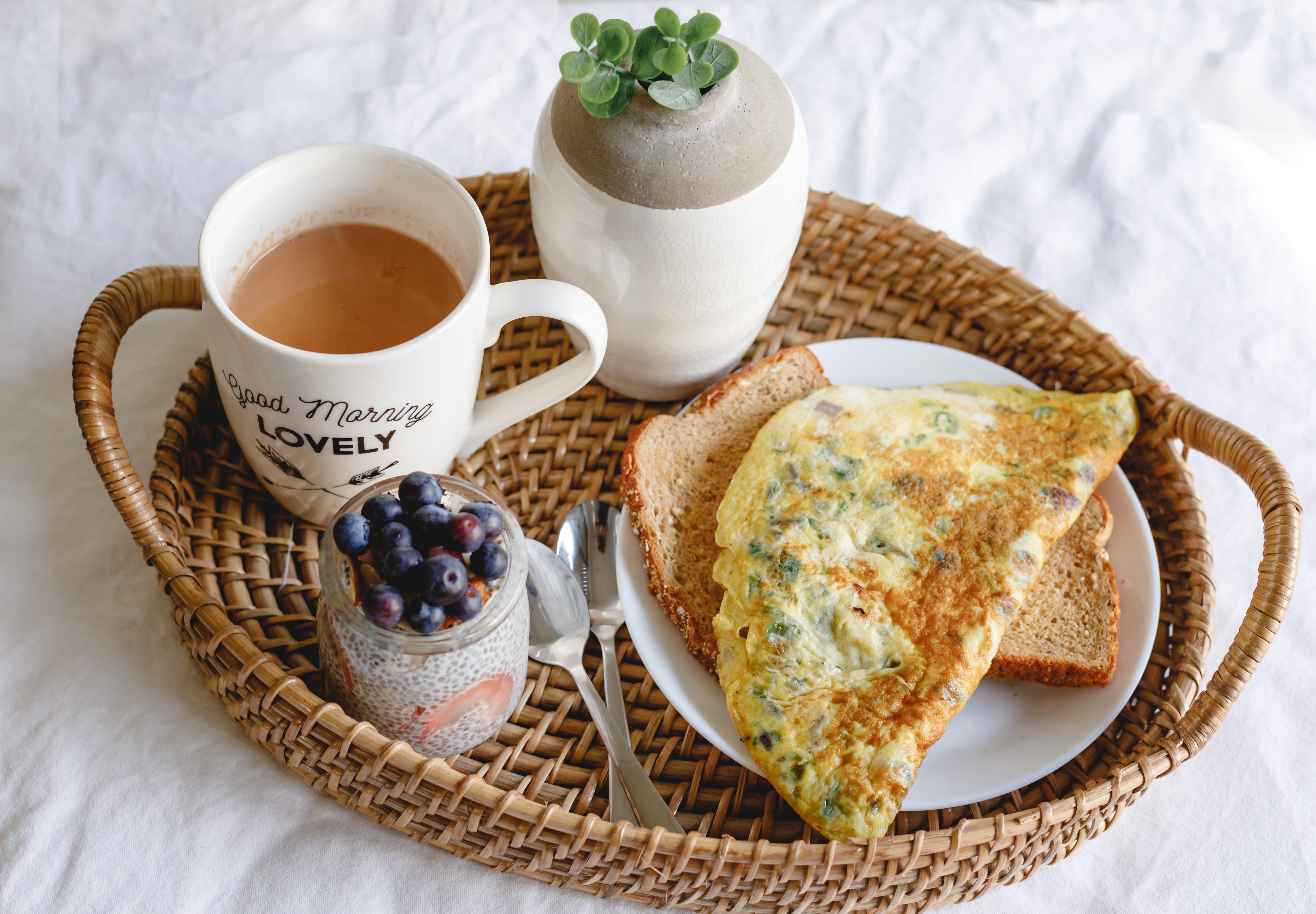 easy-zucchini-breakfast-omelet