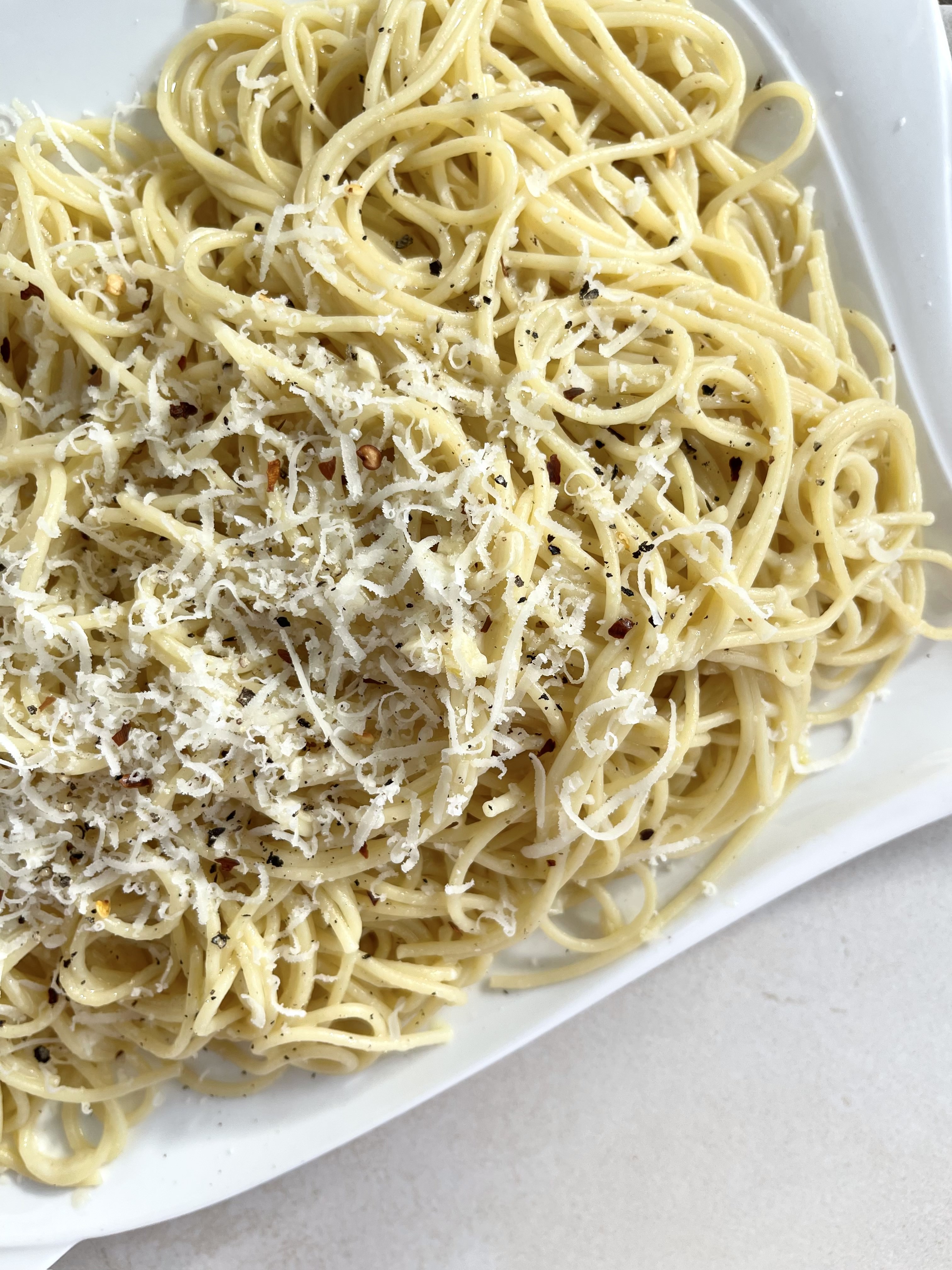spaghetti-all'aglio-e-olio
