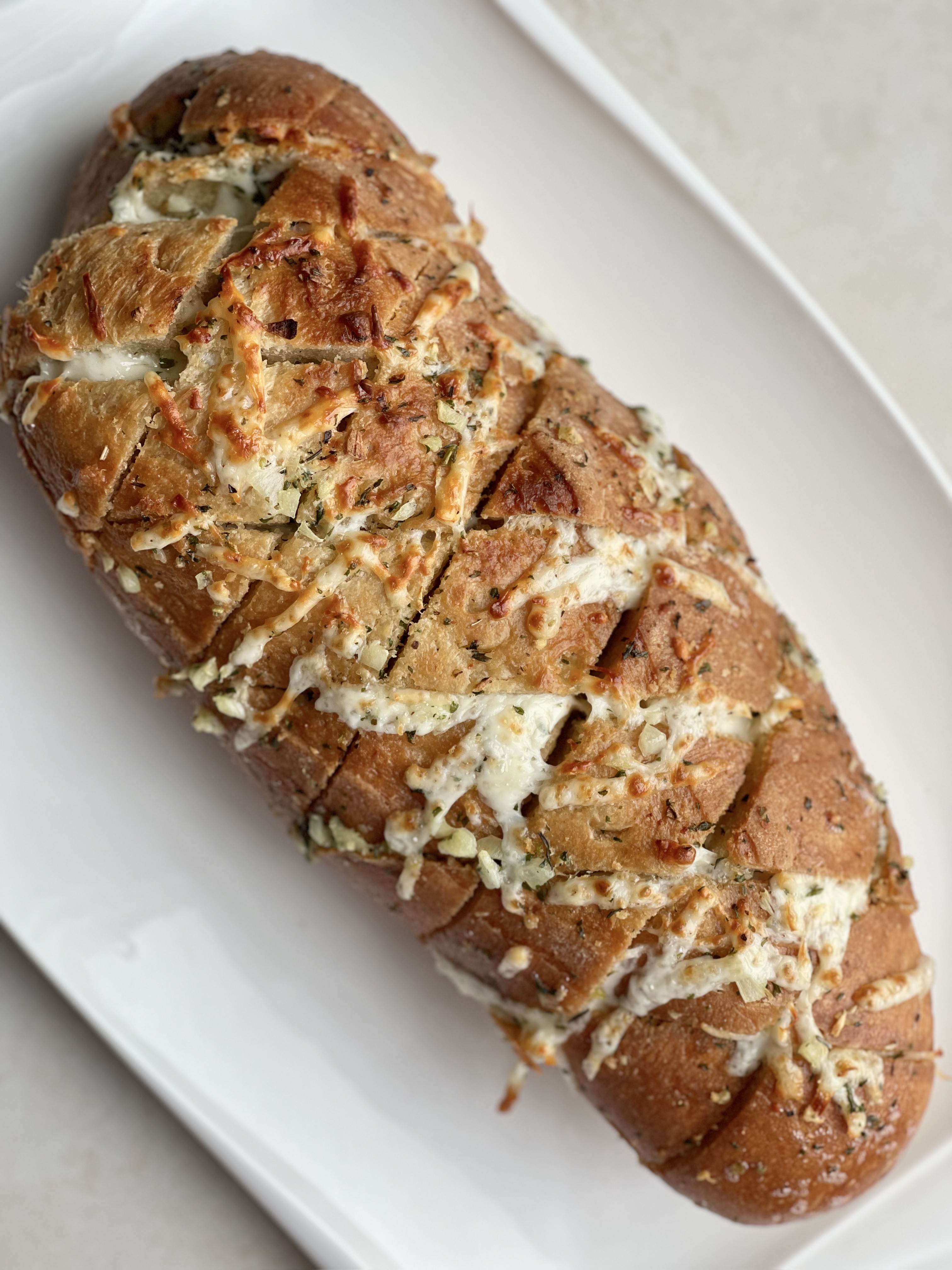 cheesy-pull-apart-garlic-bread