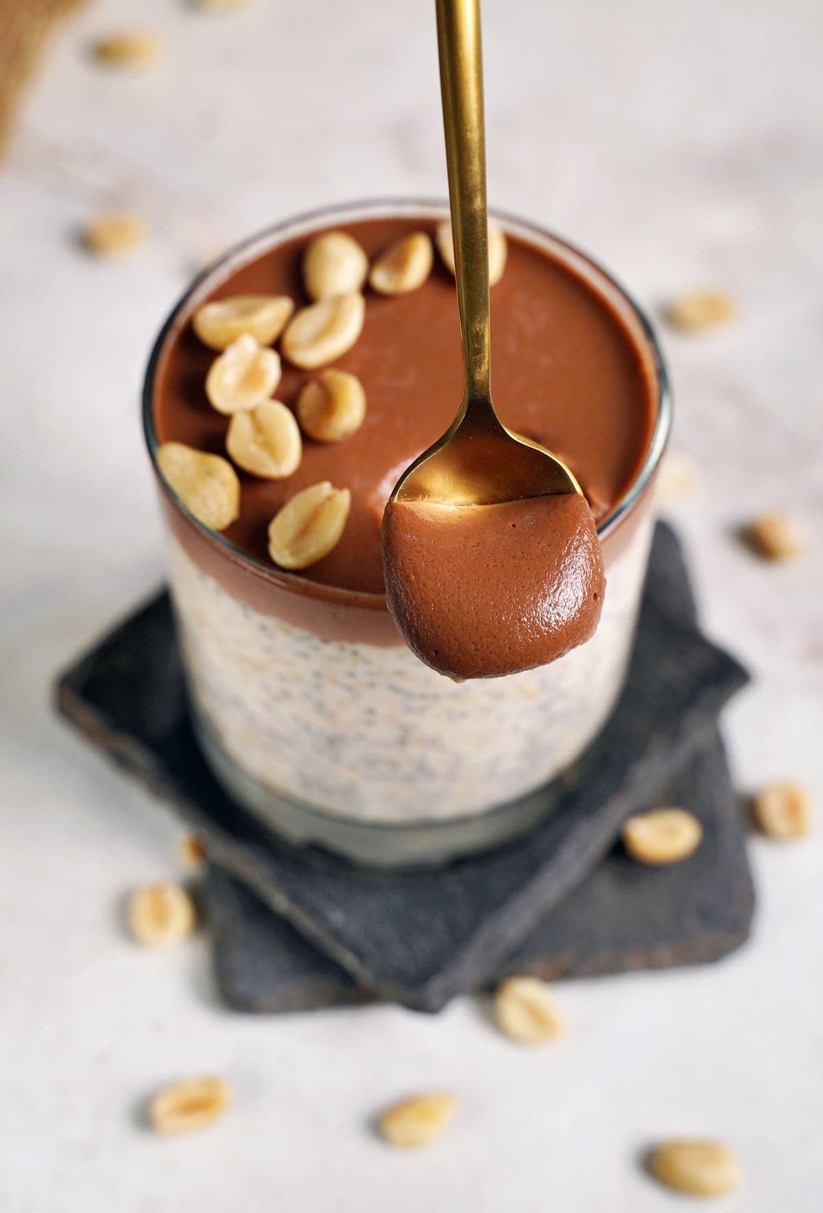 chocolate-peanut-budder-overnight-oats