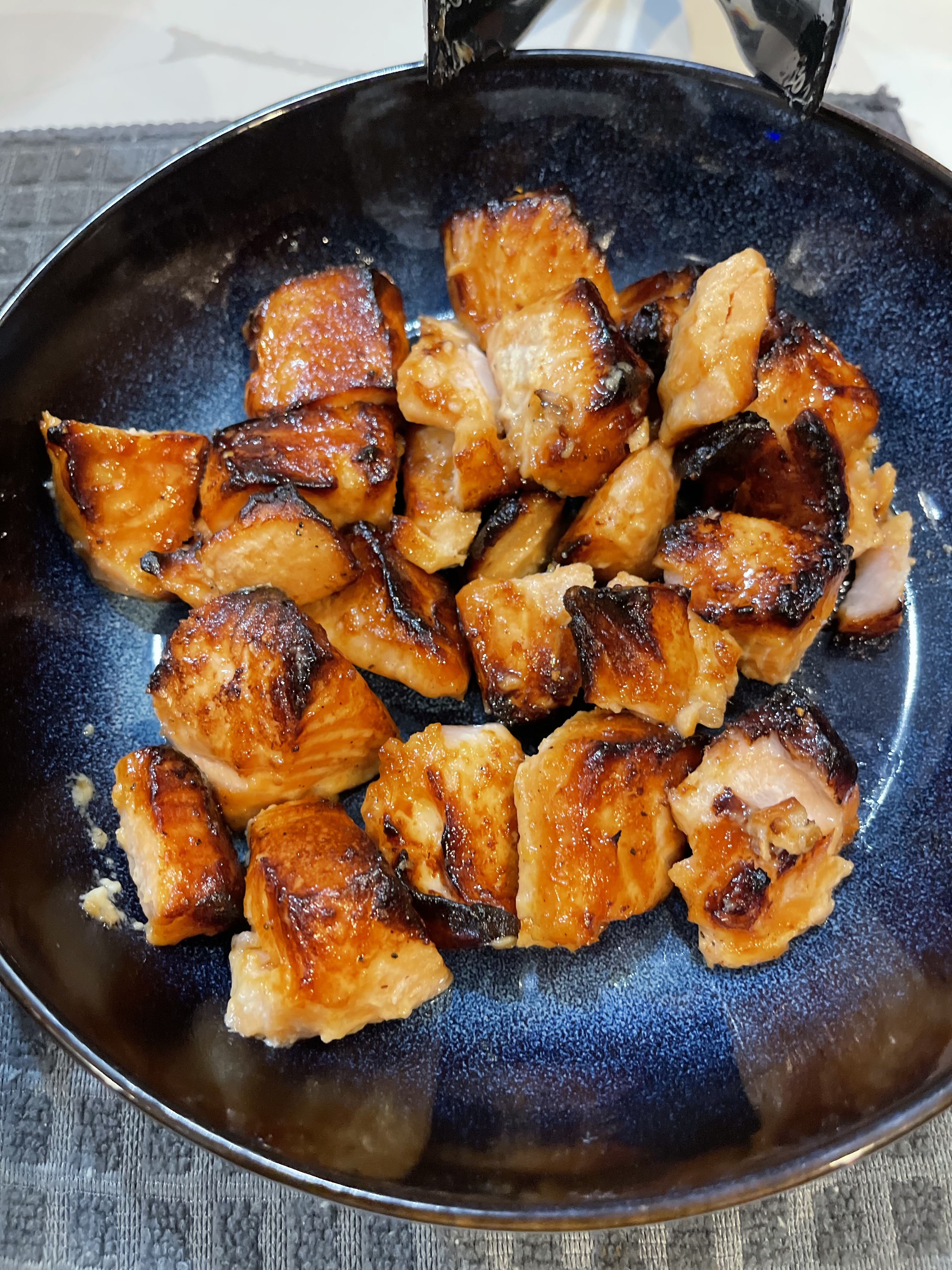 salmon-bites