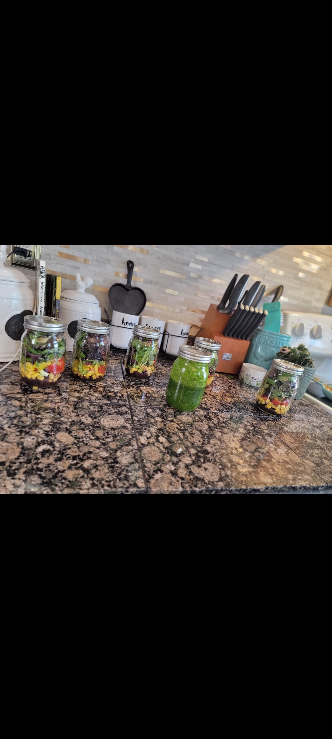 southwest-mason-jar-salad