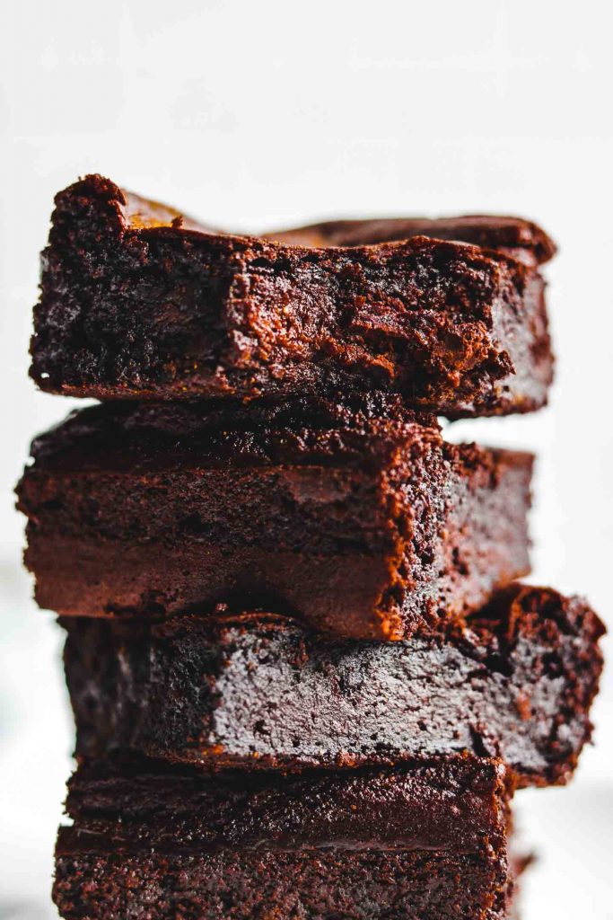 flourless-pumpkin-brownies