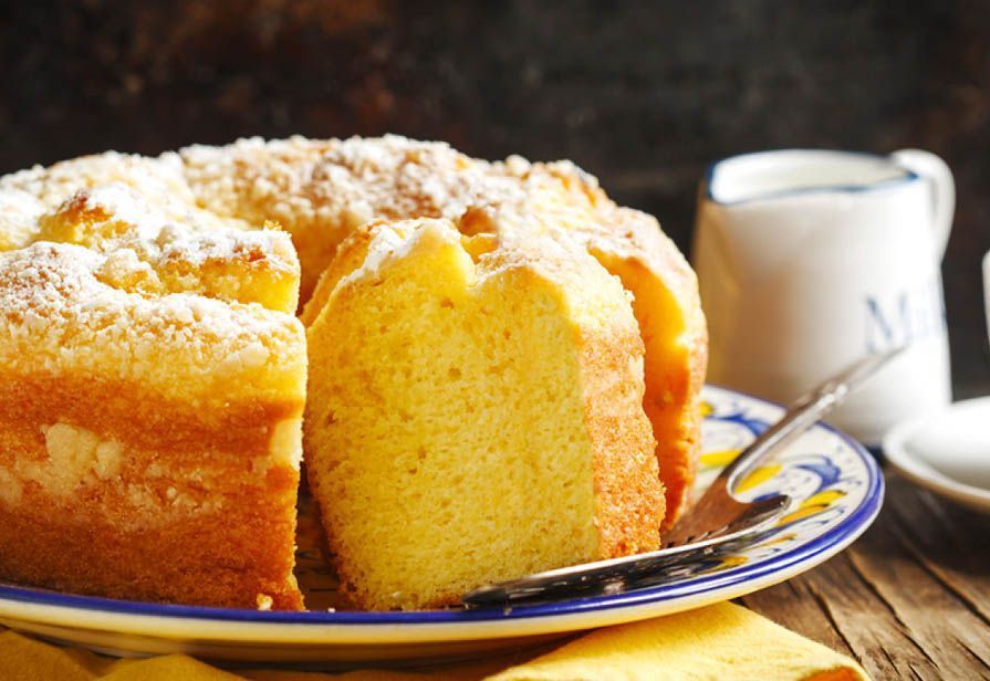 ciambellone-fatto-in-casa-("home-made-ciambellone")