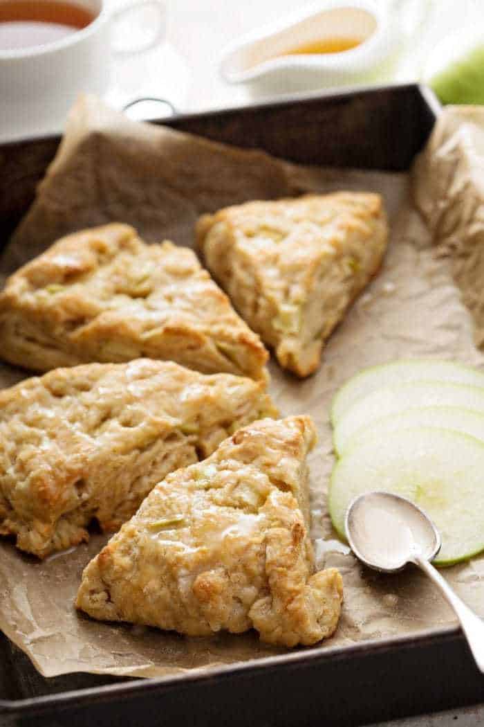 cinnamon-apple-scones