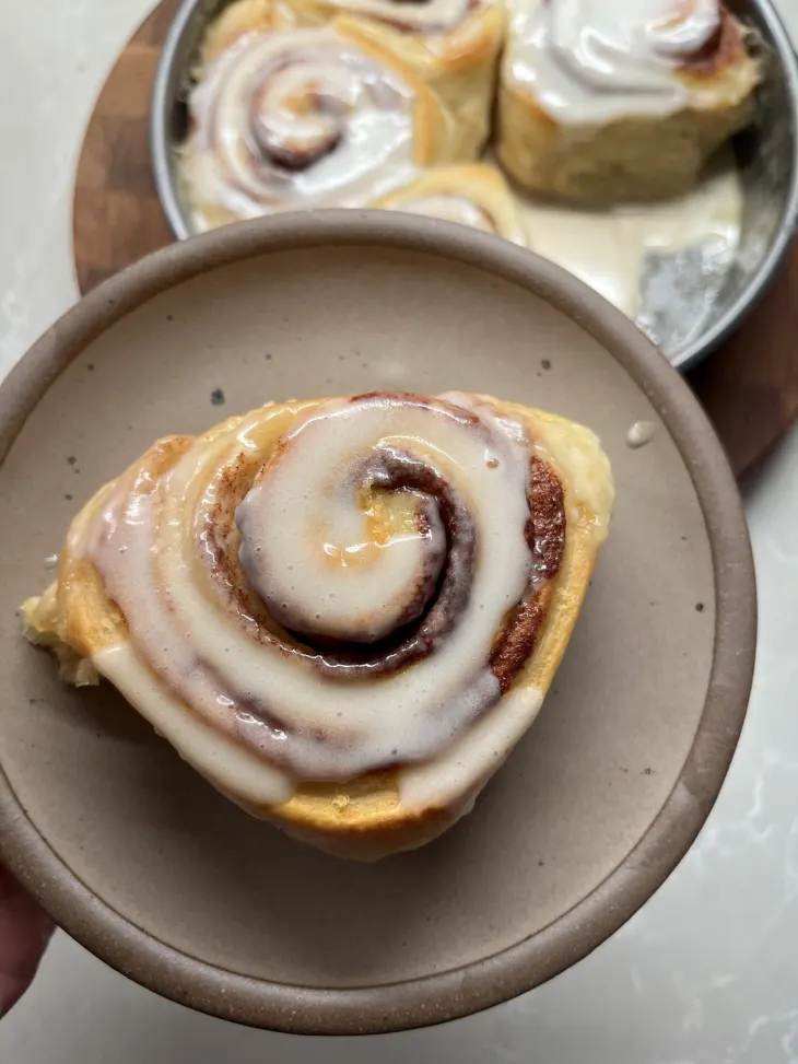 easiest-cinnamon-rolls-(no-yeast)