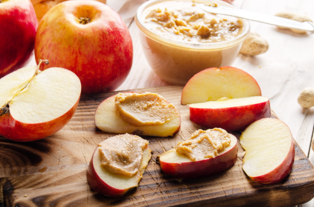 peanut-budder-apple-dip