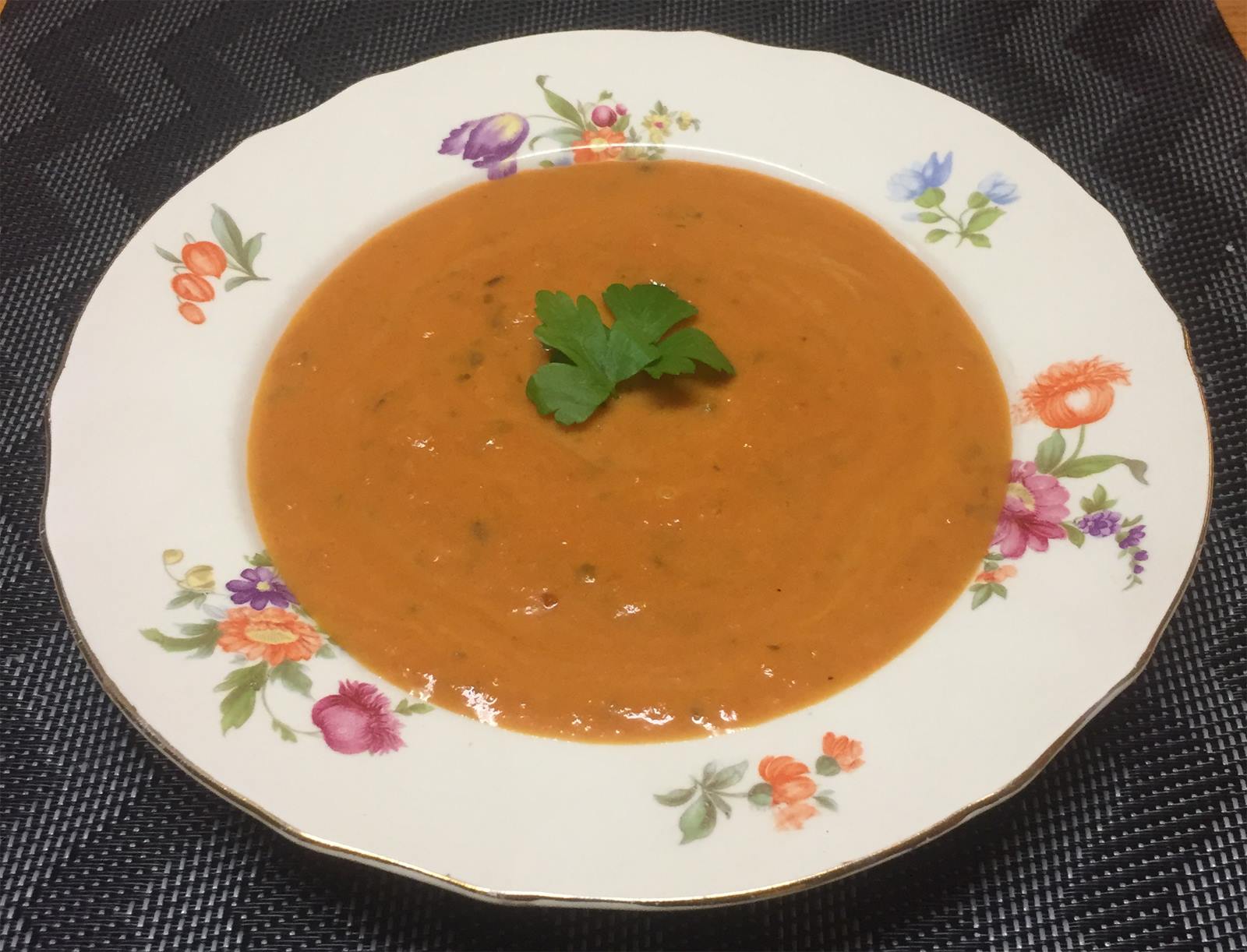 tomatsoppa