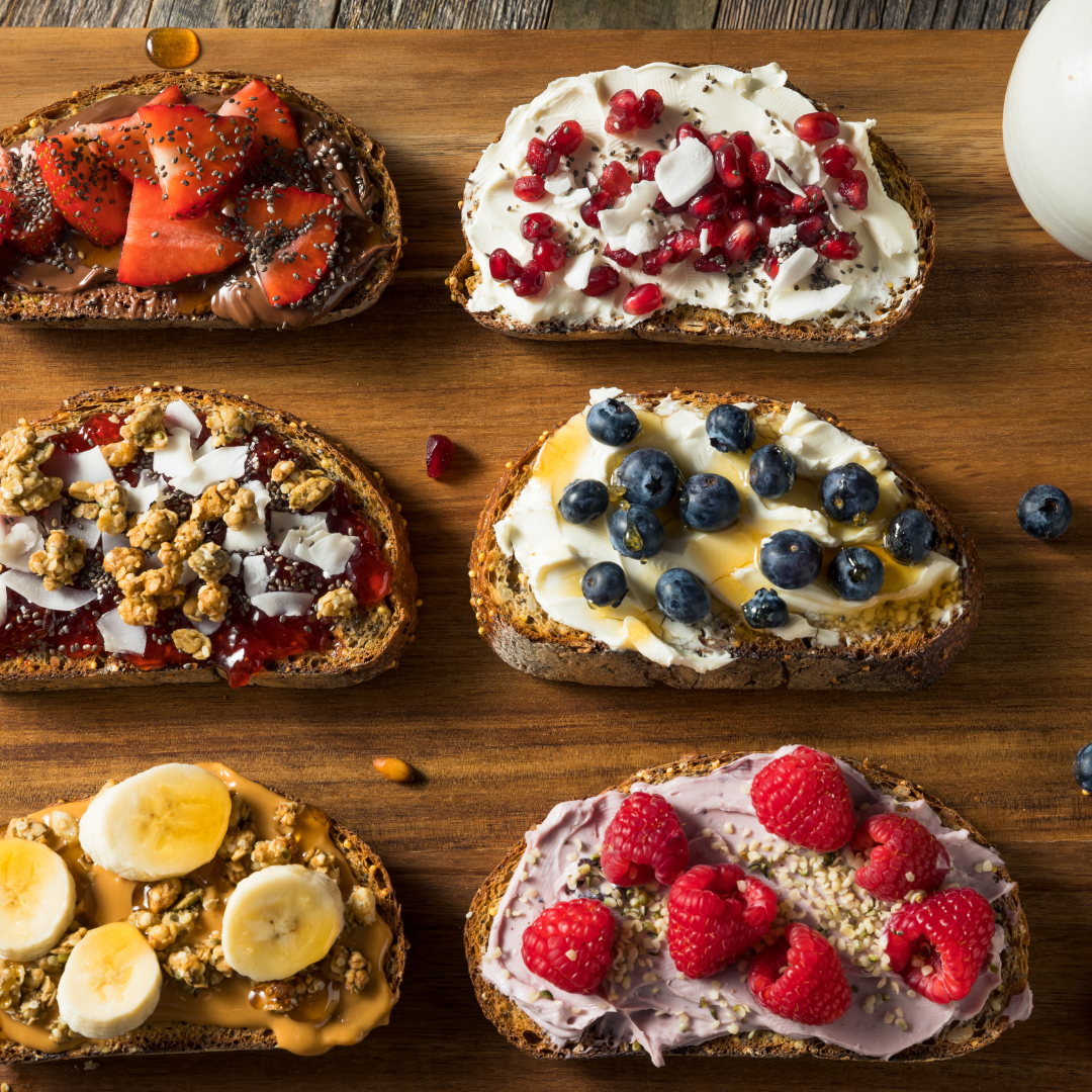 yogurt-and-fruit-toast