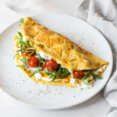 herb-omelette-with-fried-tomato