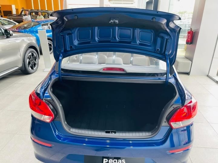 Kia Pegas