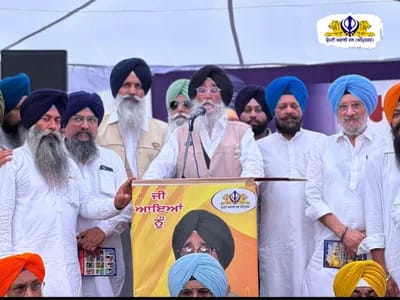 ਹੈਰੀਟੇਜ ਸਟਰੀਟ 'ਤੇ ਅਕਾਲੀ ਦਲ ਅੰਮ੍ਰਿਤਸਰ ਦੇ ਇਕੱਠ ਦੌਰਾਨ ਉੱਠੇ ਪੰਥਕ ਮੁੱਦੇ *ਐੱਸਜੀਪੀਸੀ ਚੋਣਾਂ ਤੇ 'ਵੰਦੇ ਮਾਤਰਮ' ਨੂੰ ਲੈ ਕੇ ਕੇਂਦਰ ਸਰਕਾਰ ਘੇਰੀ