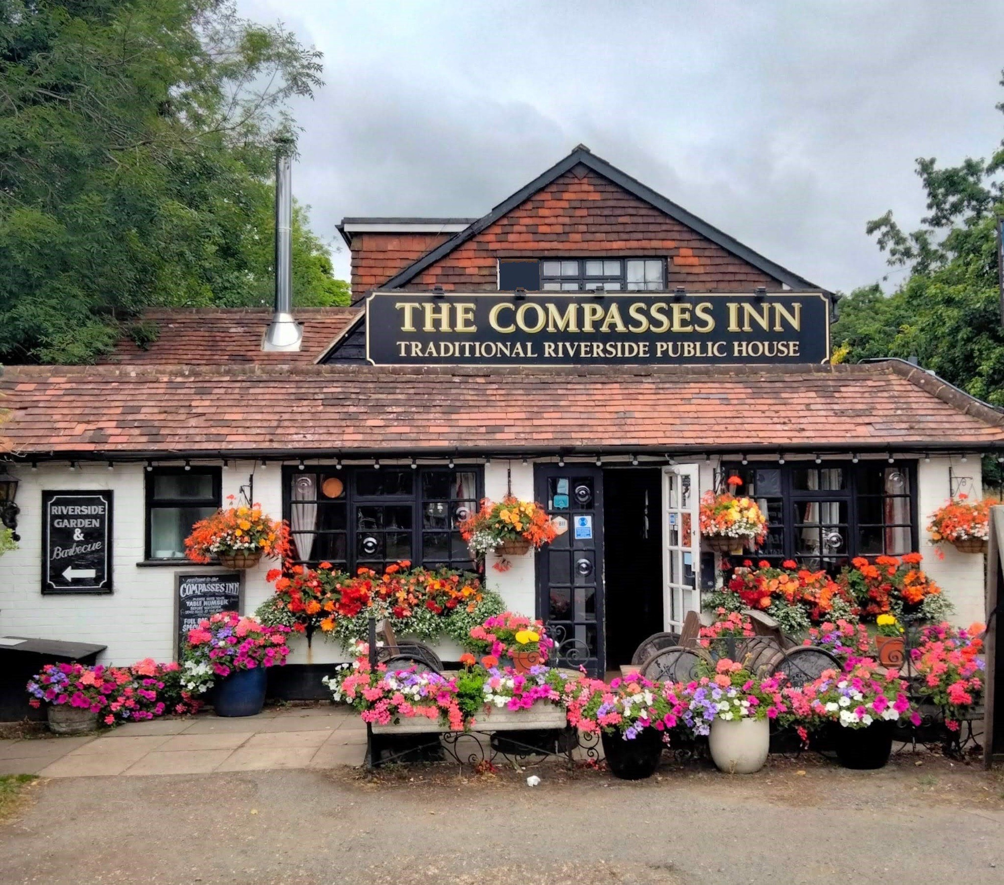 The Compasses Inn