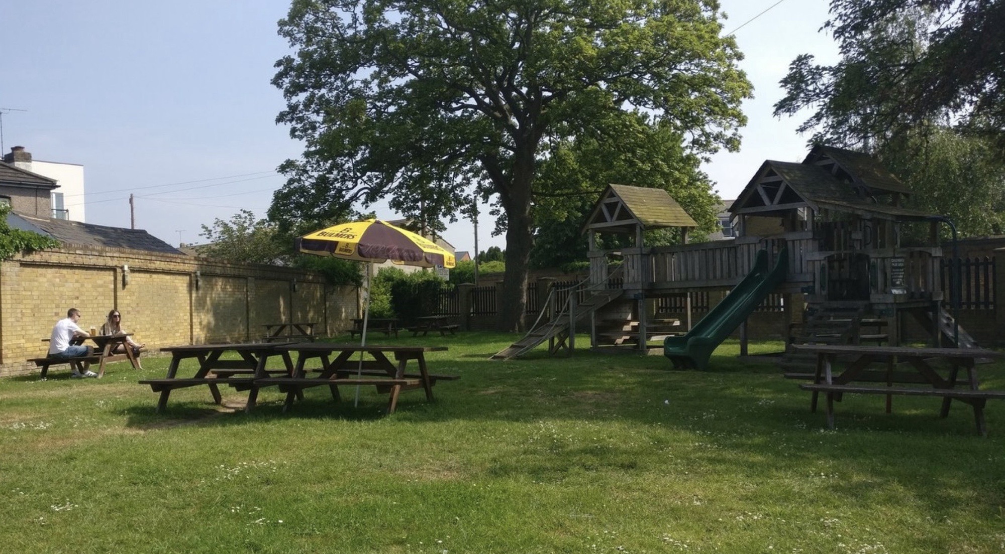 The Old Garrison Pub & Kitchen