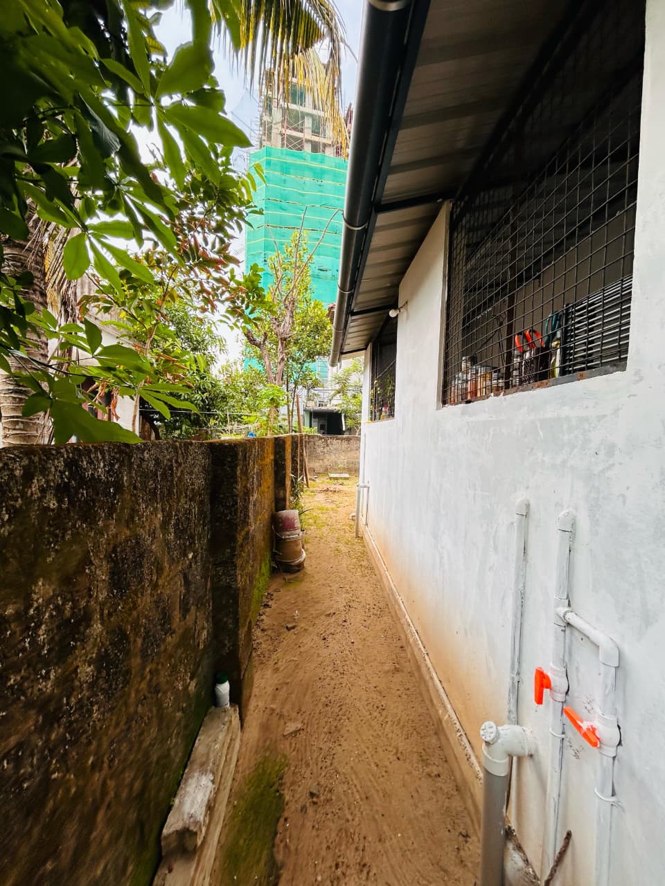 2 BHK HOUSE FOR SALE Thripunithura - Preview Thumbnail 4