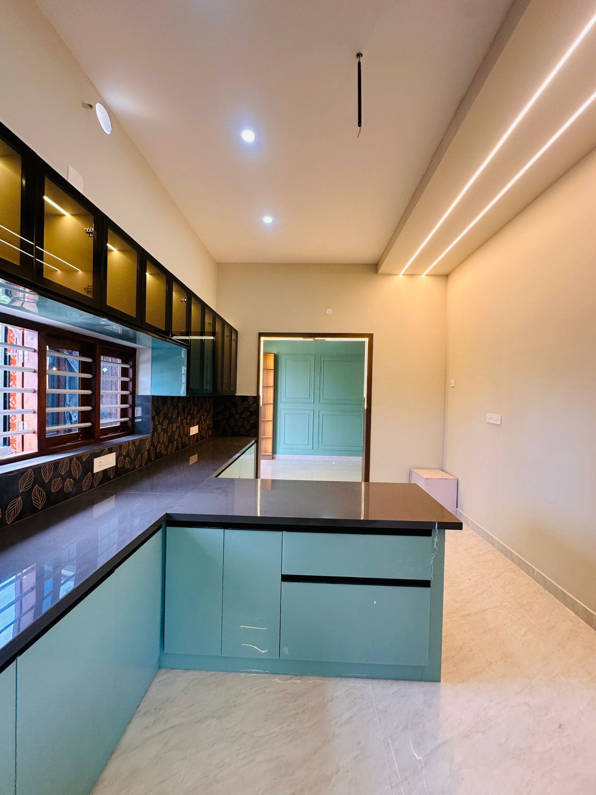Luxury 5 BHK Villa for Sale Near Info park, Kakkanad  - Preview Thumbnail 12