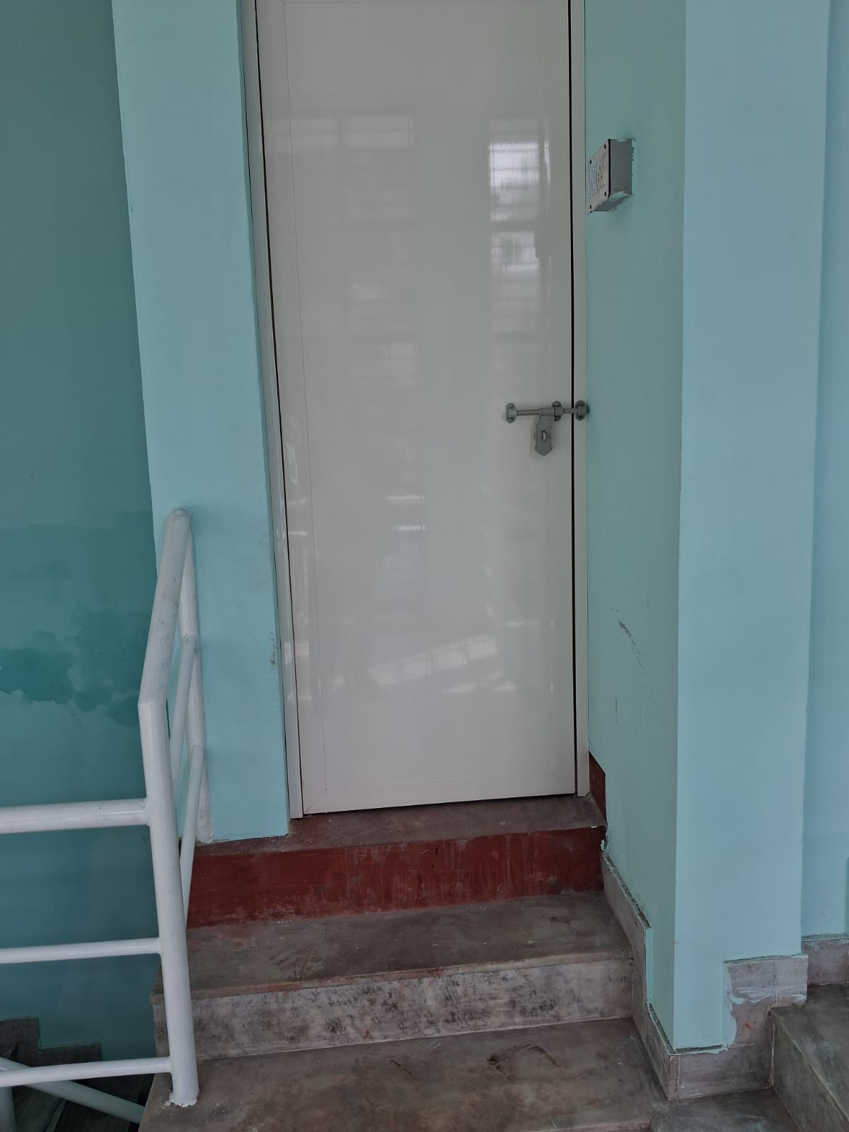4 Bedroom House for Rent in Thammanam, Kochi | Ideal for Commercial & Residential Use - Preview Thumbnail 10