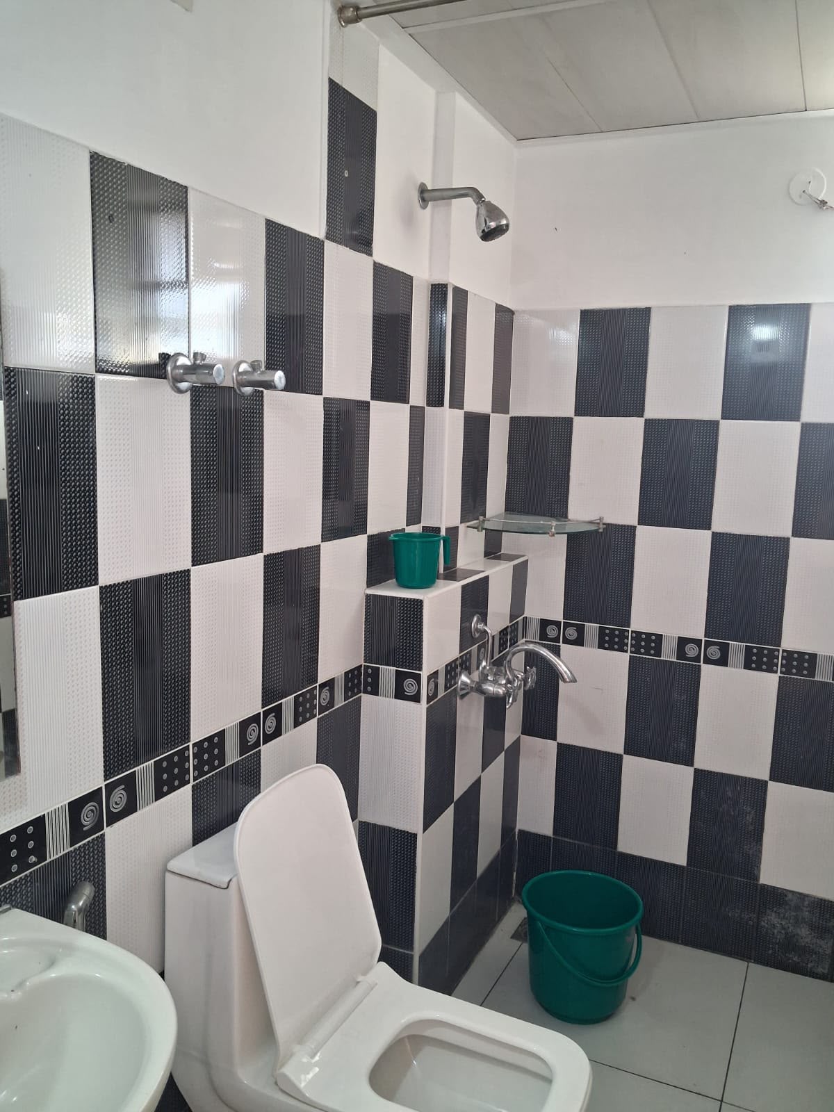 3 BHK Fully Furnished Flat for Rent in Asset Homes Urban Crest, Palarivattom, Kochi - Preview Thumbnail 9