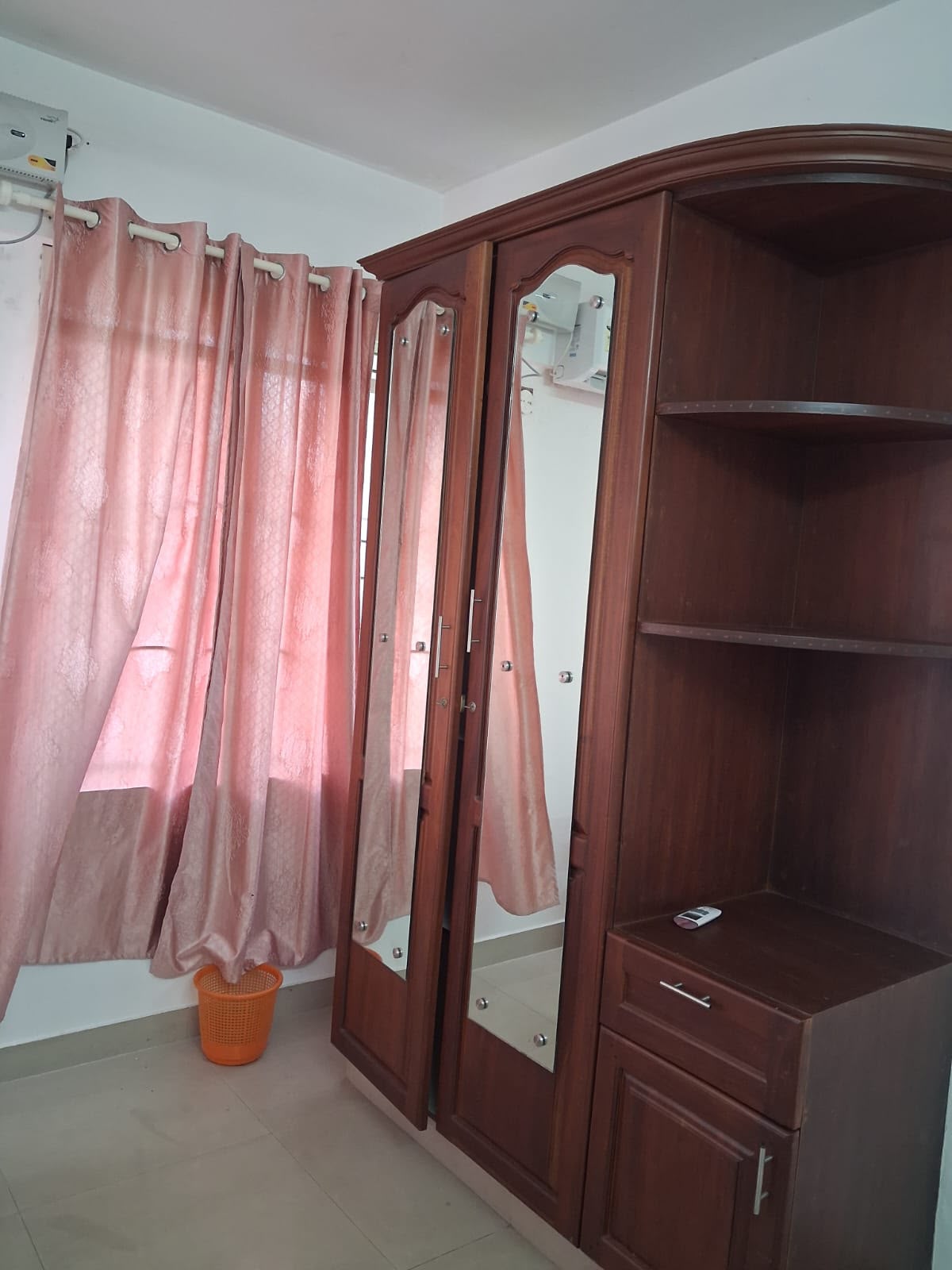 3 BHK Fully Furnished Flat for Rent in Asset Homes Urban Crest, Palarivattom, Kochi - Preview Thumbnail 11