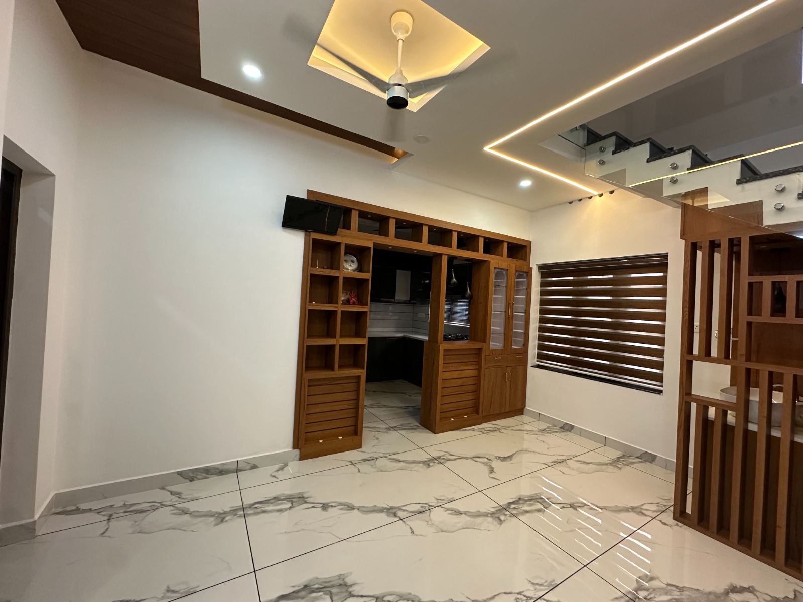 Luxury 4 BHK House for Sale in Thevakkal, Kakkanad – Near Infopark - Preview Image 4