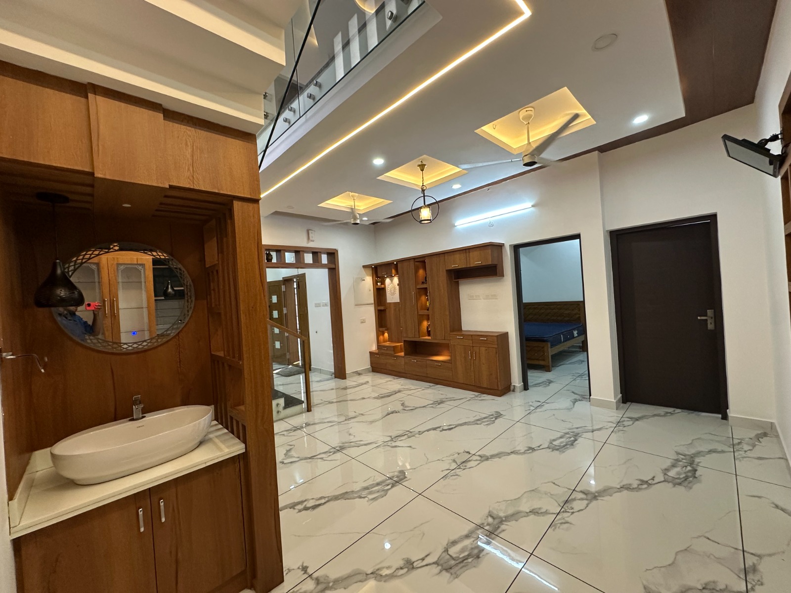 Luxury 4 BHK House for Sale in Thevakkal, Kakkanad – Near Infopark - Preview Thumbnail 5