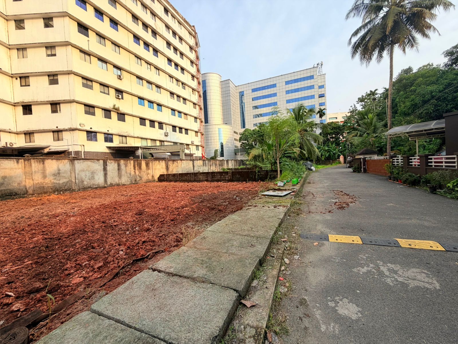 8.5 Cent Premium Residential Plot for Sale at Kusumagiri Link Valley, Kakkanad - Preview Image 2