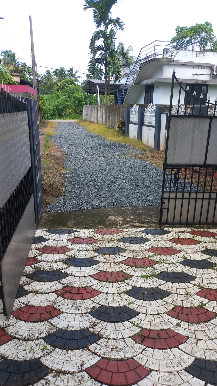 5 BHK Independent House for Sale Near Nettoor, Kochi | 20 Cent Plot | 2173 Sq.Ft - Preview Image 1